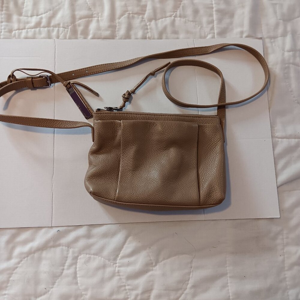 VINCE CAMUTO  Women's BEIGE LEATHER SHOULDER BAG
